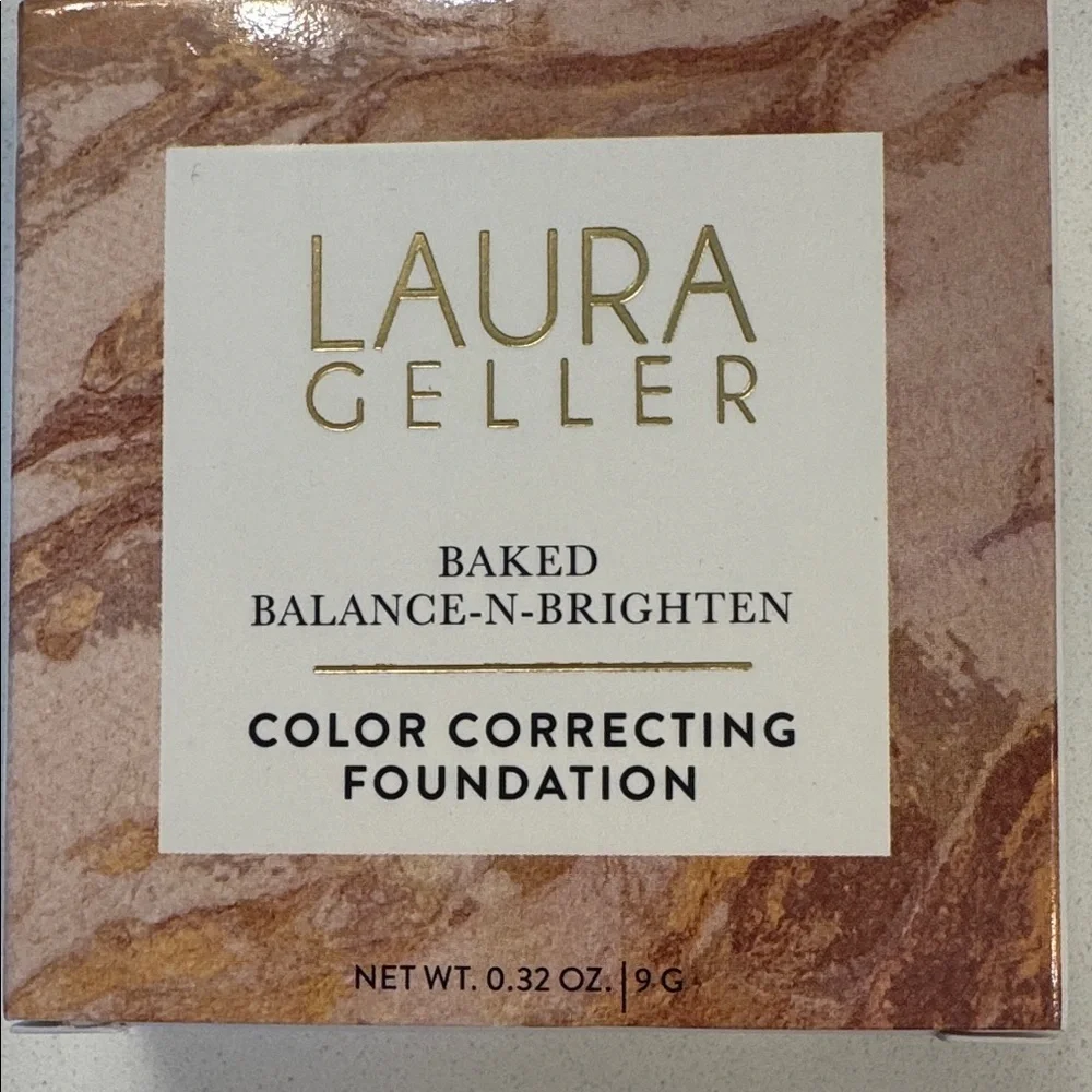 Laura Geller Baked Balance-N-Brighten Foundation - Tan